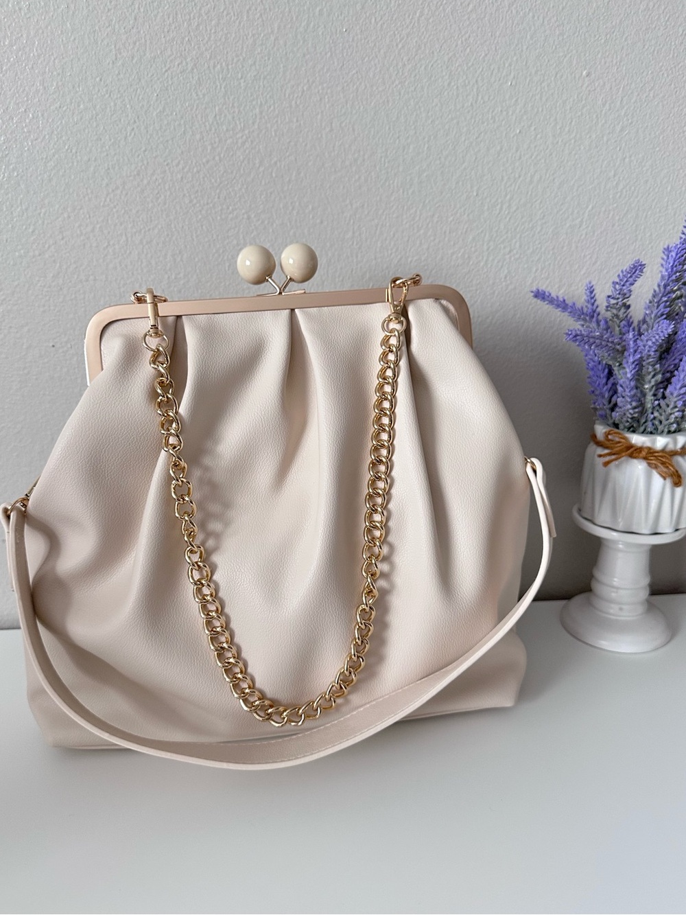 Elegant Cream Clutch Bag with kiss lock closure and Gold Chain